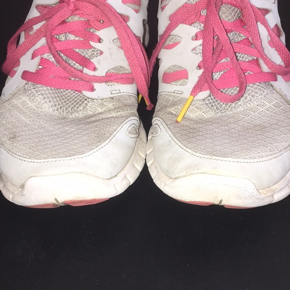 Nike Livestrong Free Run 2.0 Grey & Pink Sneakers - Picture 8 of 8